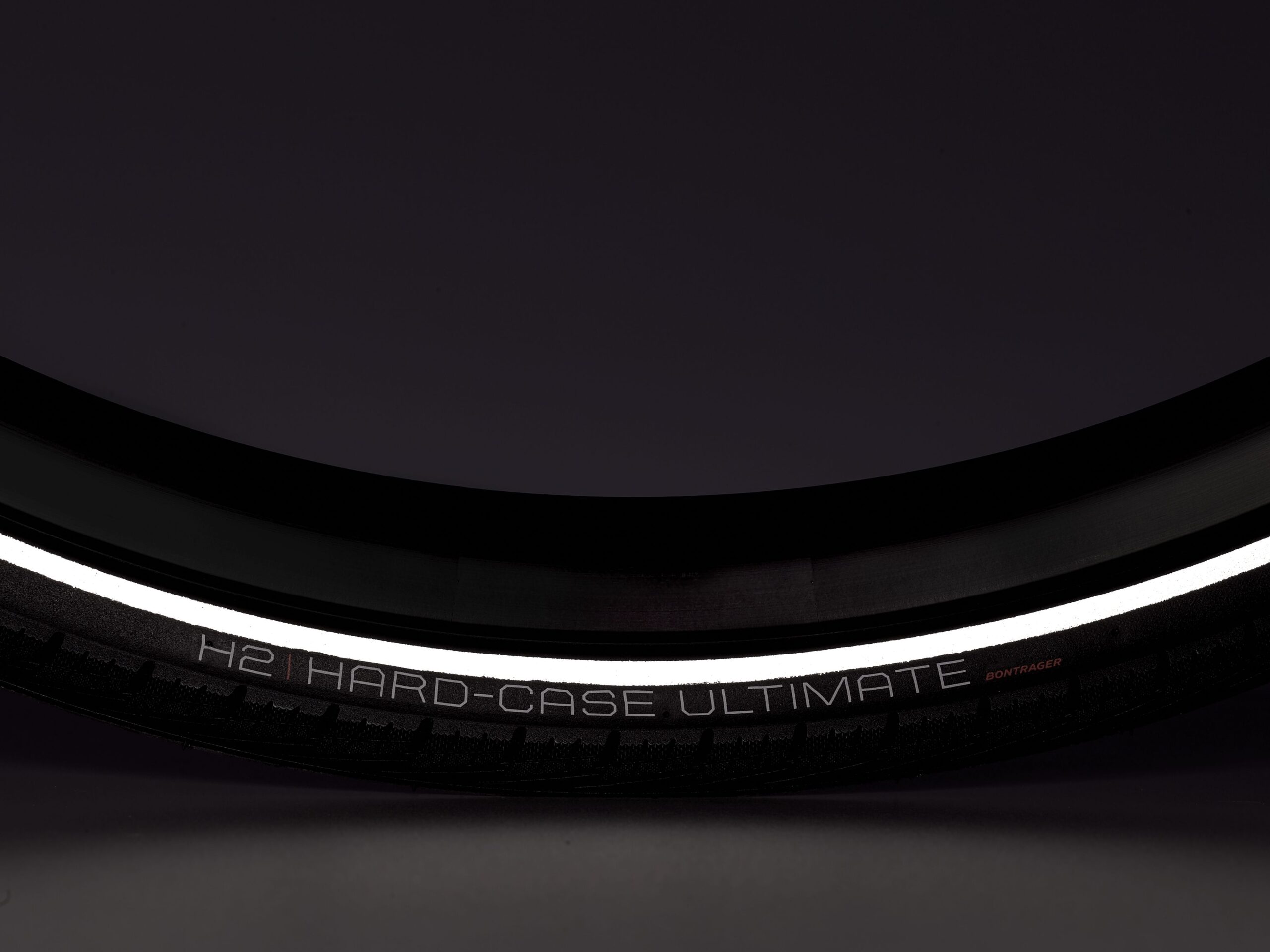 Bontrager H2 Hard-Case Ultimate hybriddäck med reflex - Bild 4