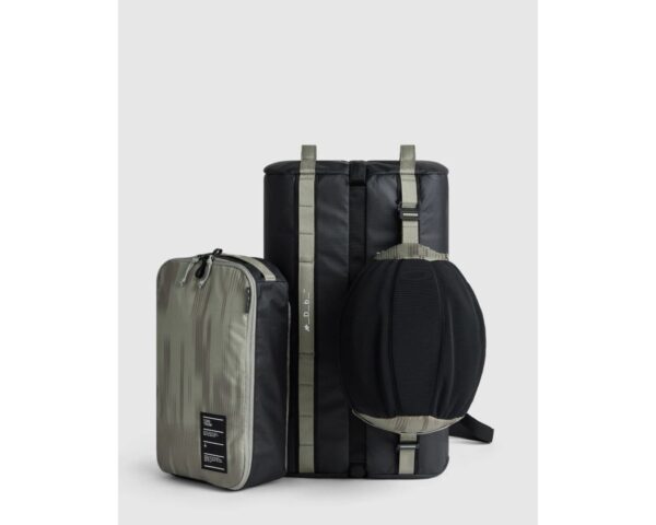 ASSOS X Db ROAMER 3 PIECE TRAVEL SYSTEM